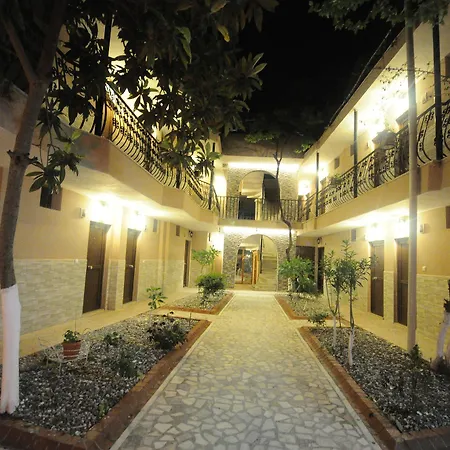 Palmyra 4*