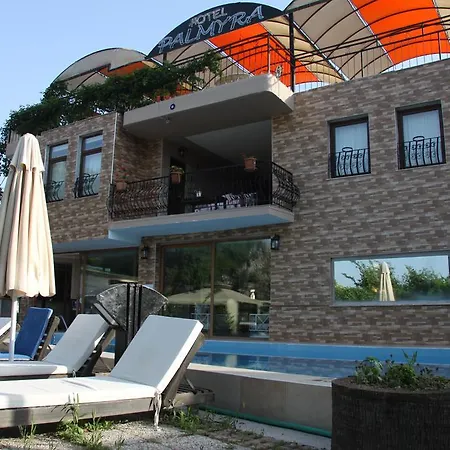 Отель Palmyra 3*